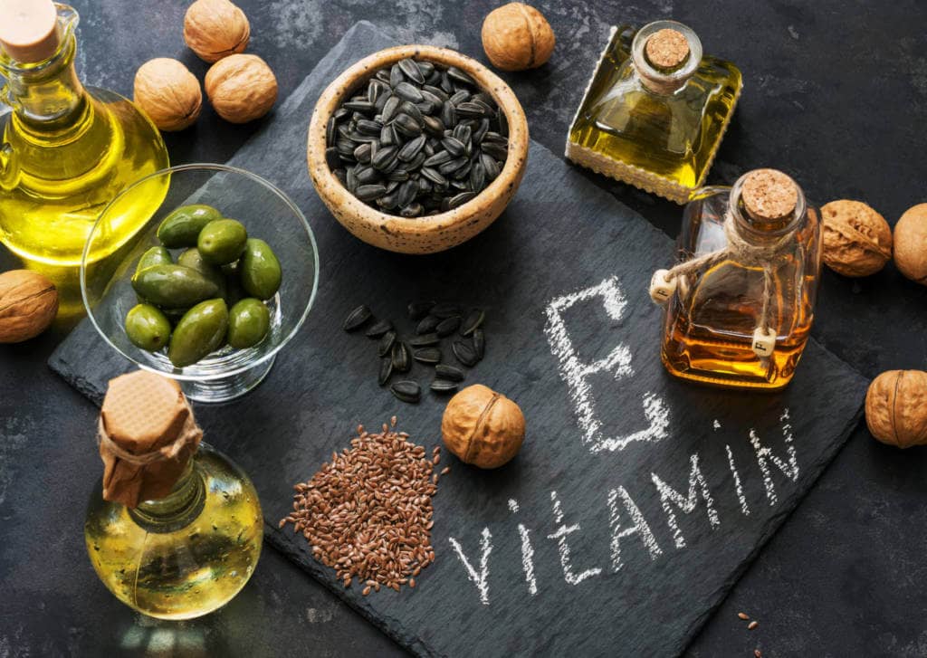 Use of Vitamin E and Brain Cancer : A Confounding Association