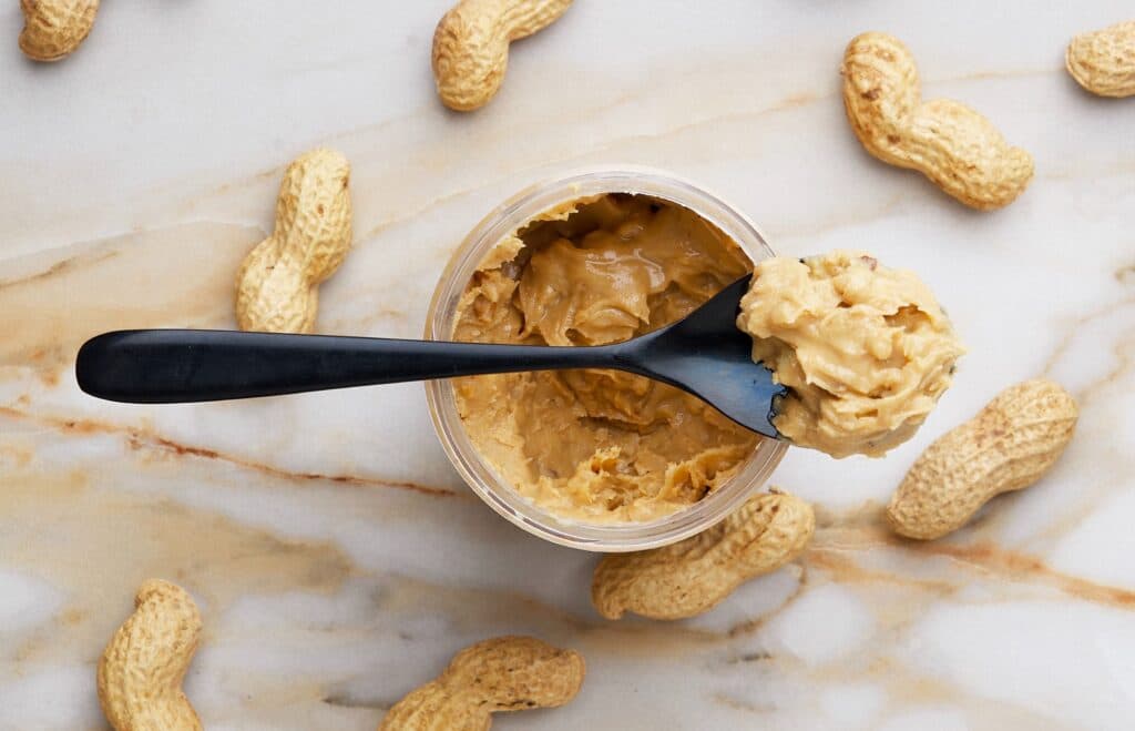 Nut and Peanut butter Use (diet) & Cancer Risk