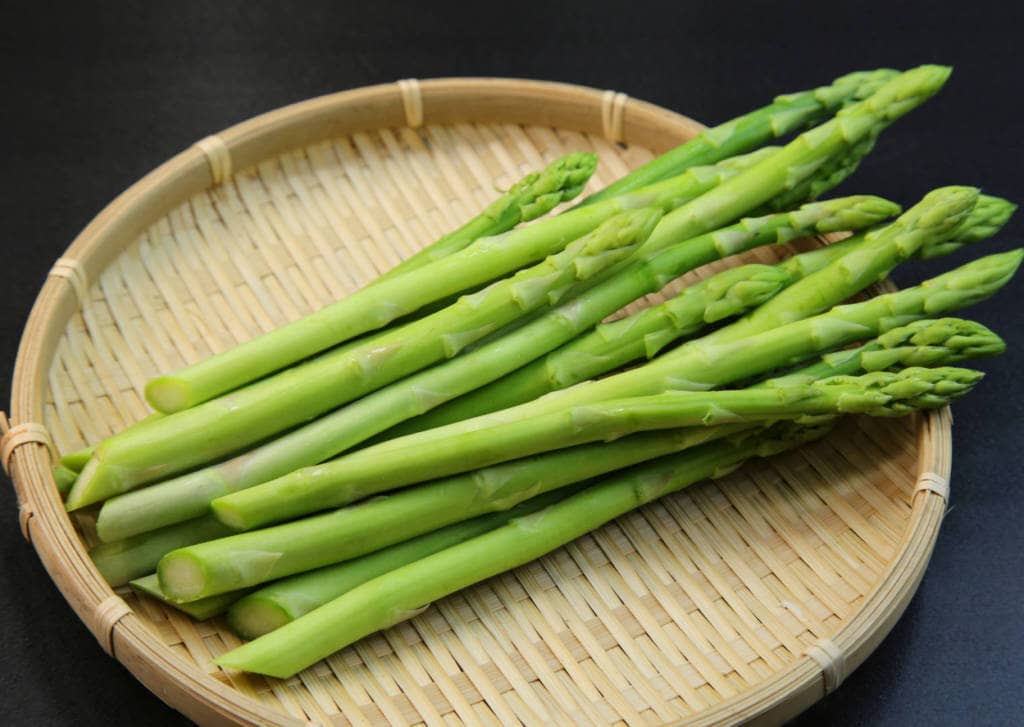 asparagus health benefits, anti-cancer potential, no evidence for cancer treatment in humans