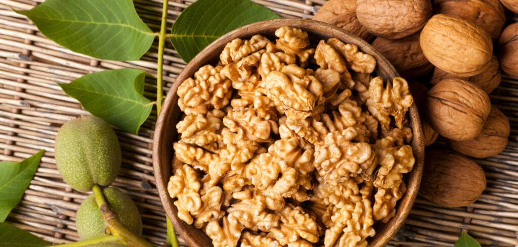 Walnut supplement benefits for cancer patients